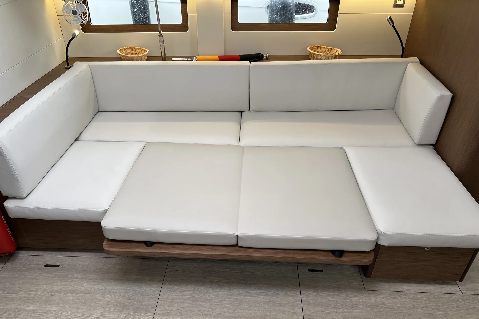 Image slide 47345