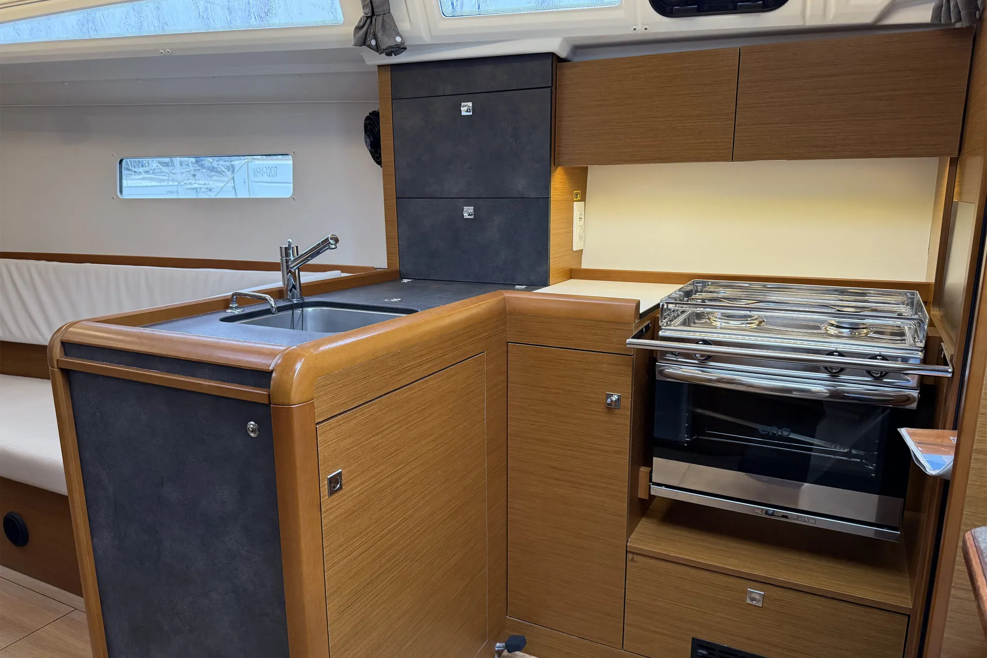 Image slide 47447