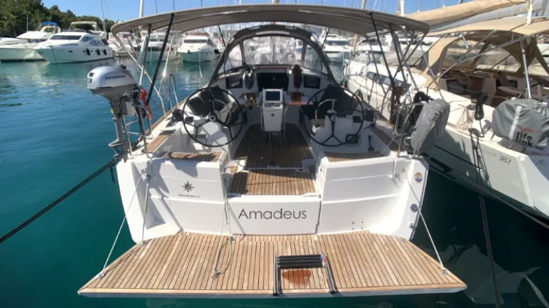 Sun Odyssey 389 Amadeus boat image