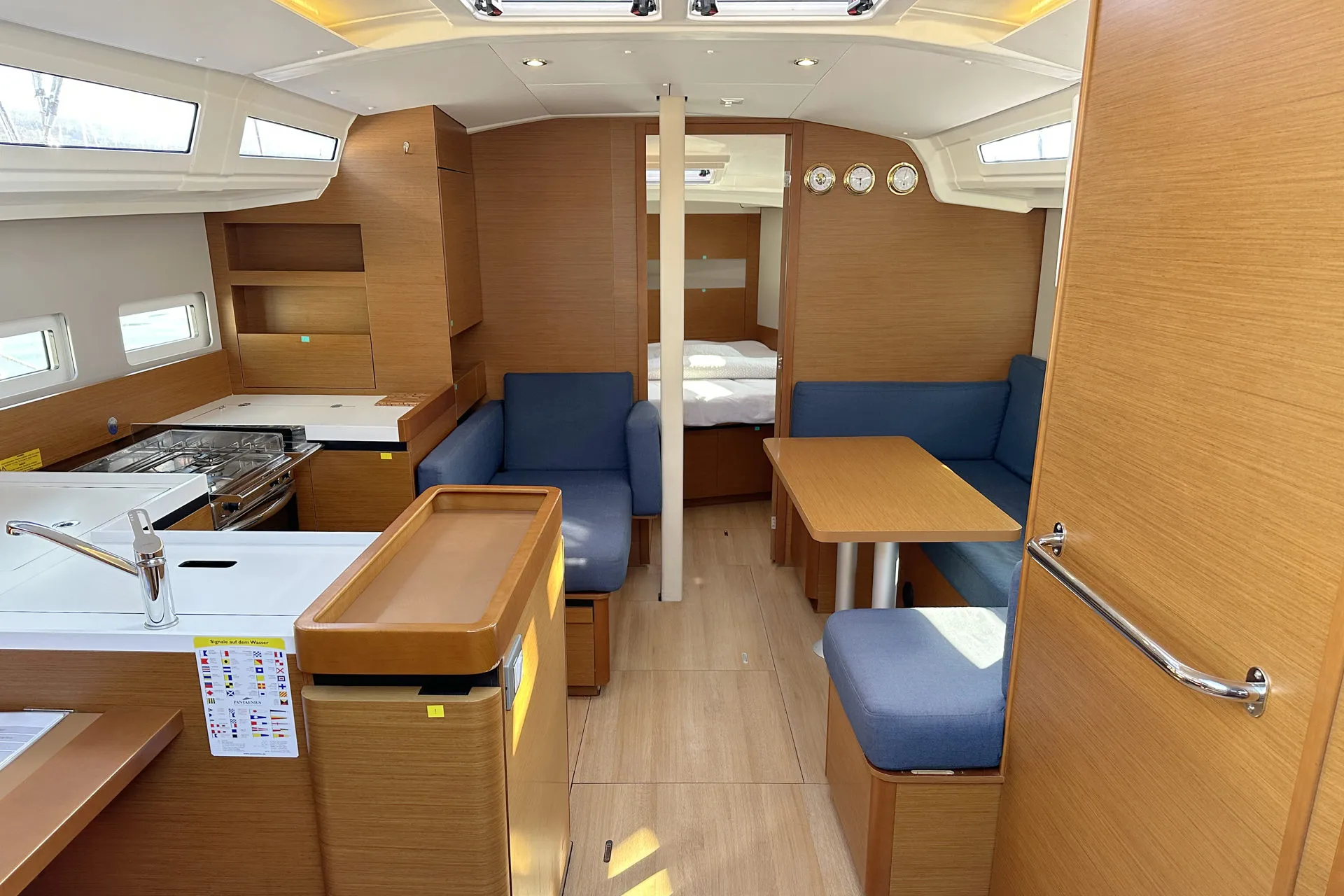 Image slide 47609