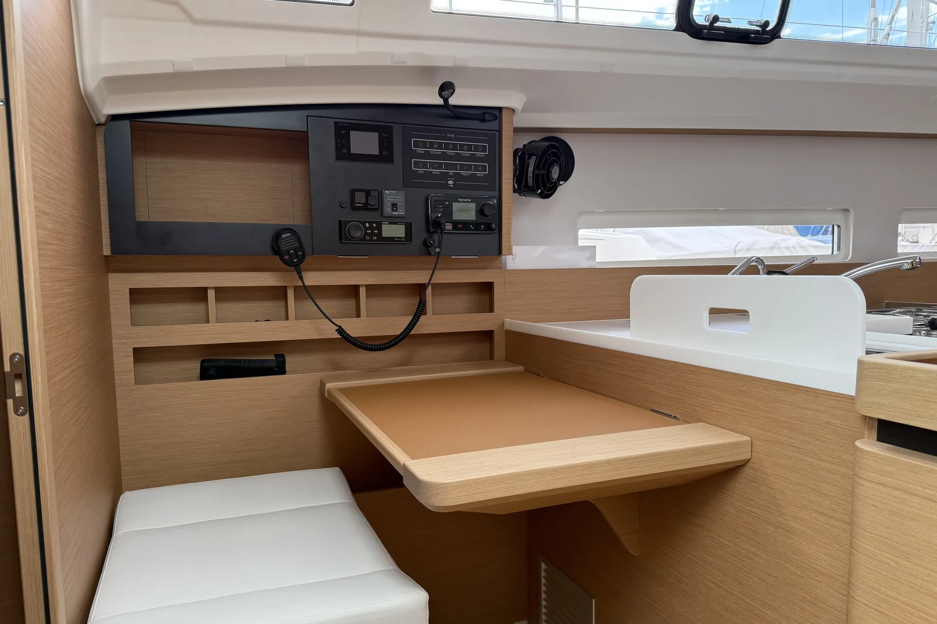 Image slide 47648