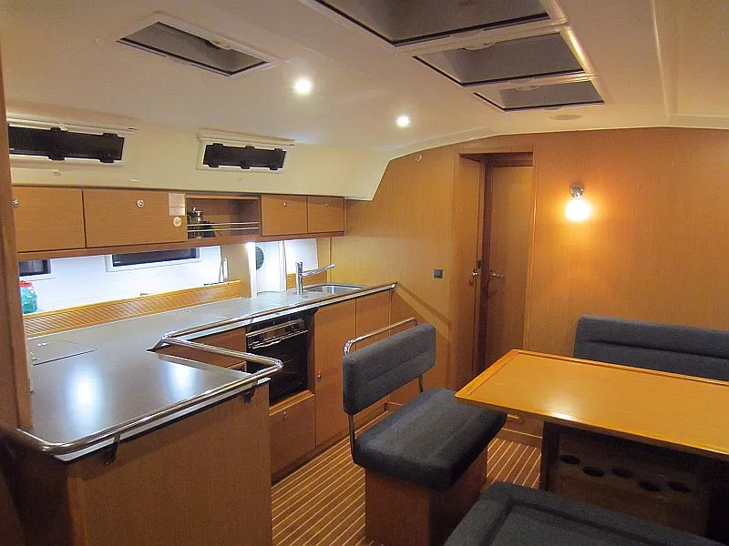 Image slide 48240