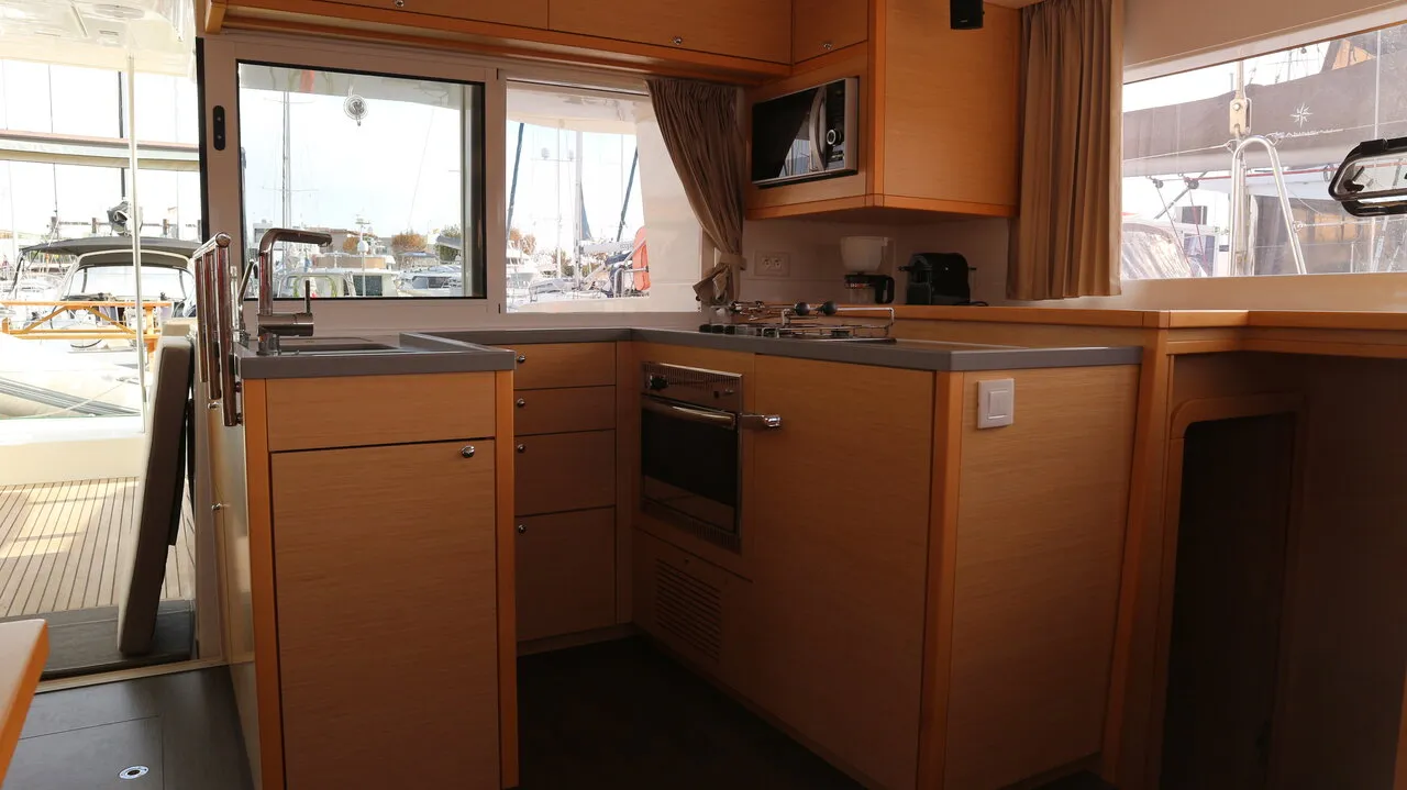 Image slide 48642