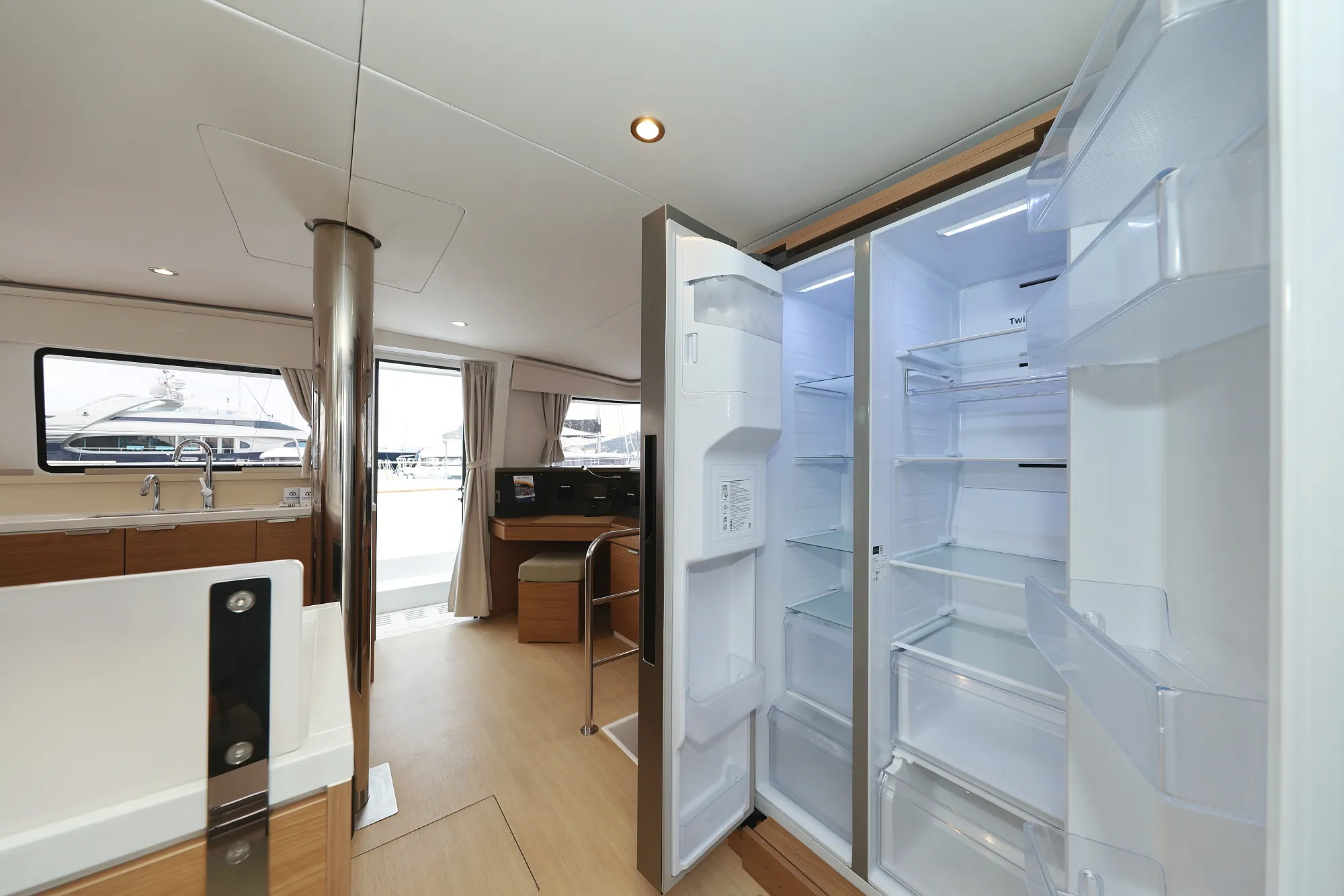 Image slide 4988