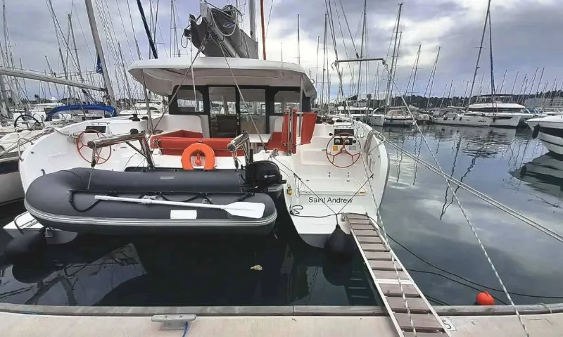Excess 11 Saint Andrew boat image