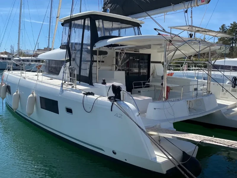 Lagoon 42 Neptune boat image