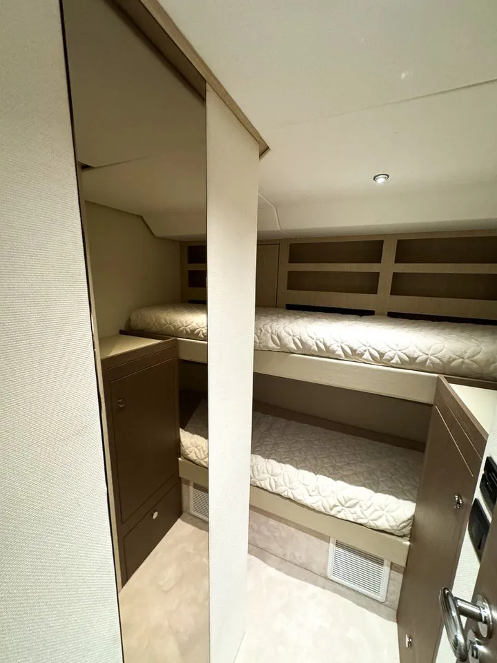 Image slide 51853