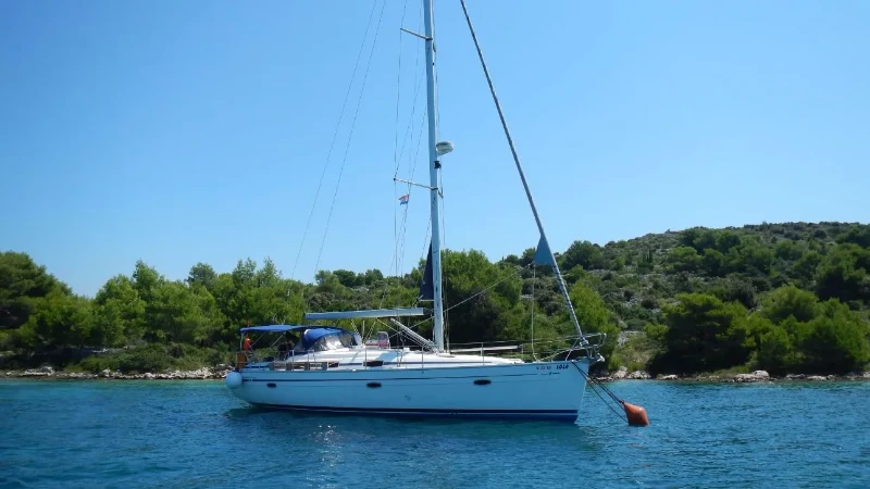 Bavaria 39 Cruiser Lola boat image