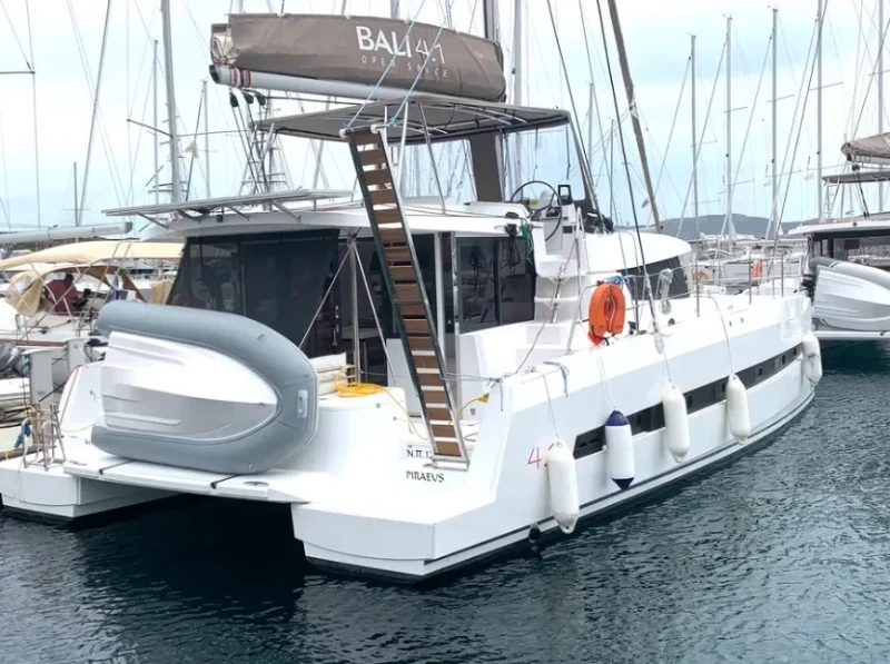Bali 4.1 Medusa I boat image
