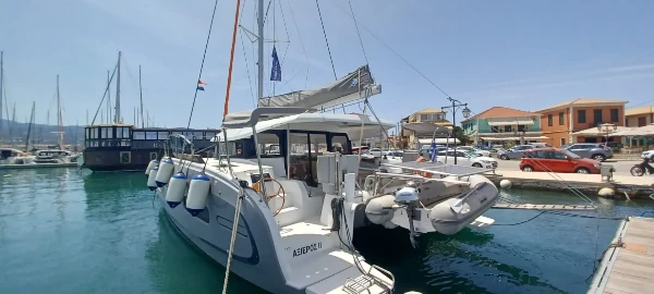 Excess 11 Axieros II boat image