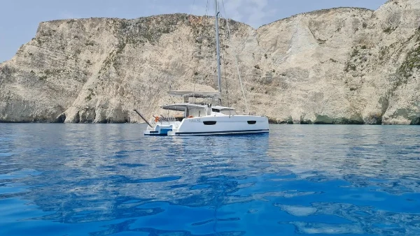 Imagem do barco Fountaine Pajot Astrea 42 Nostos