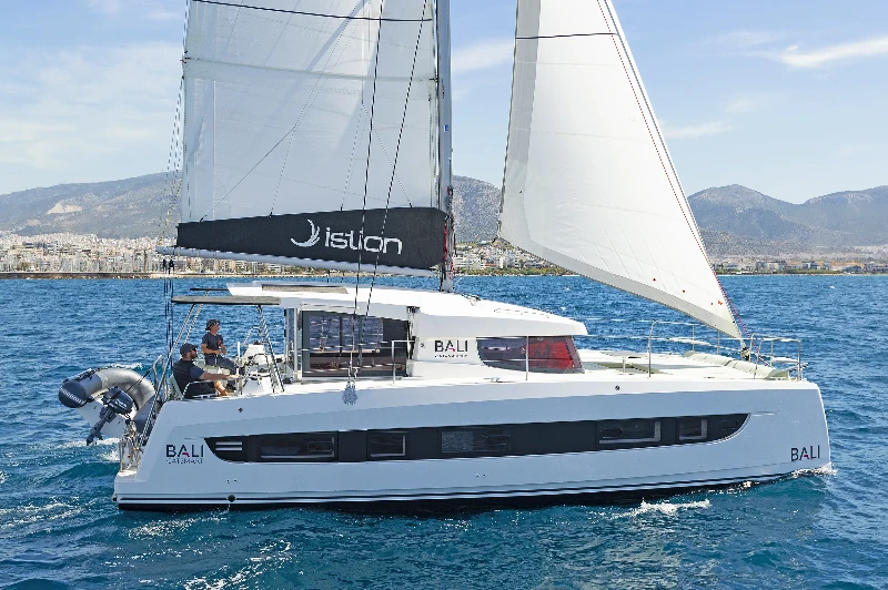 Bali Catsmart One Love boat image