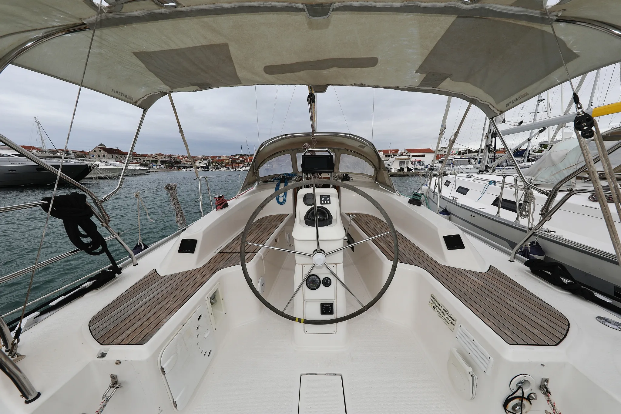 Image slide 6110