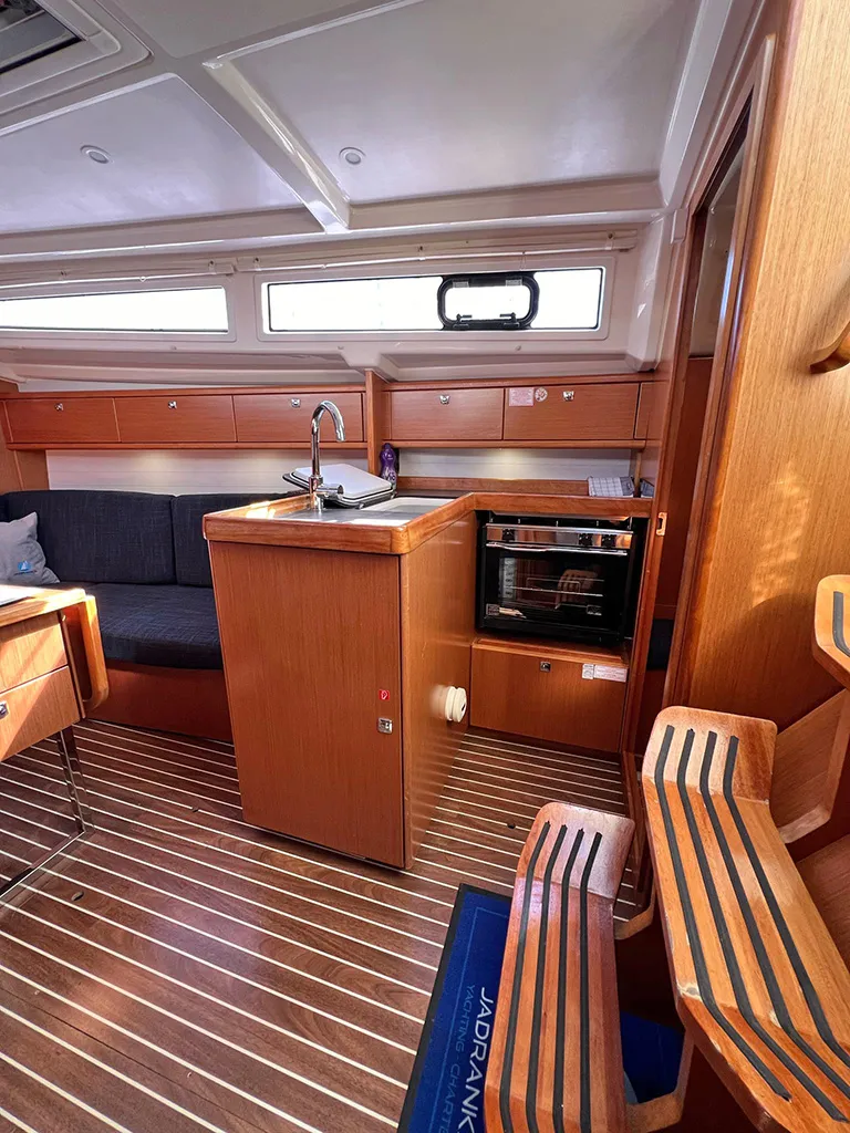 Image slide 6163
