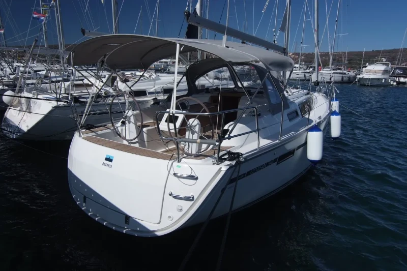 Bavaria Cruiser 34 Talassa boat image