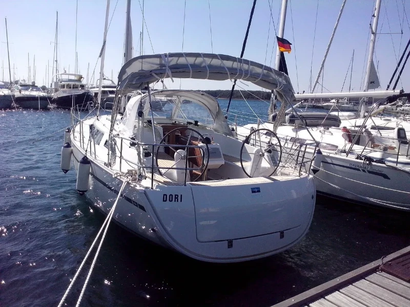 Bavaria Cruiser 37 Dori boat image