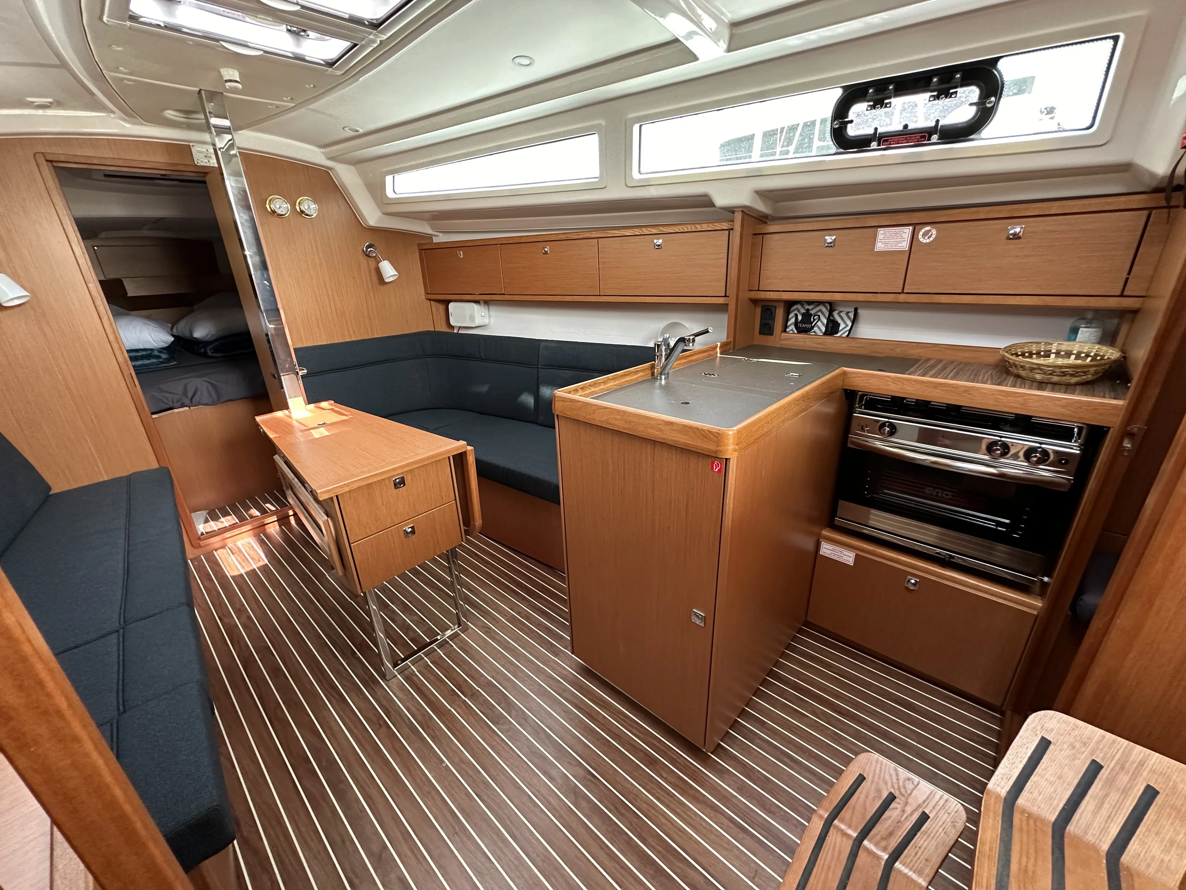 Image slide 64247