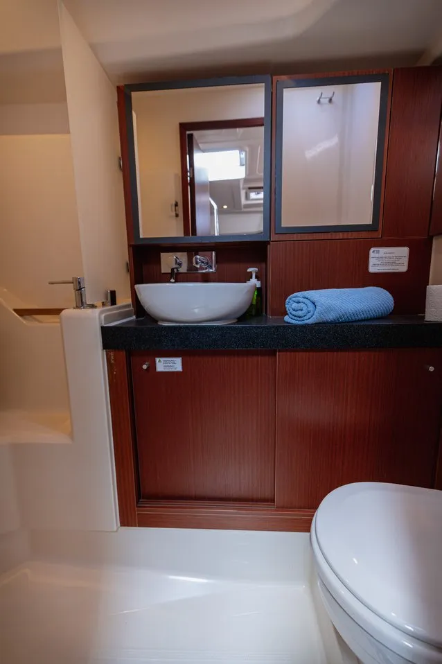 Image slide 647
