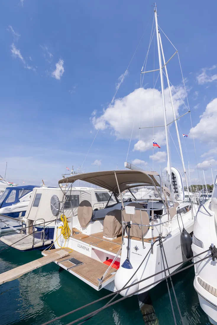 Image slide 67976