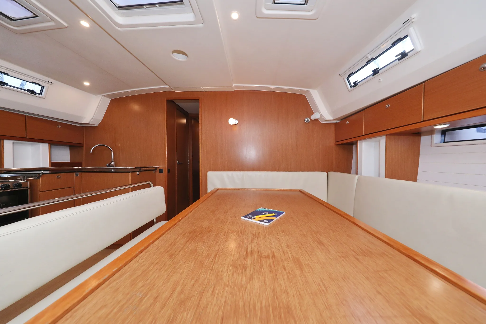 Image slide 6869