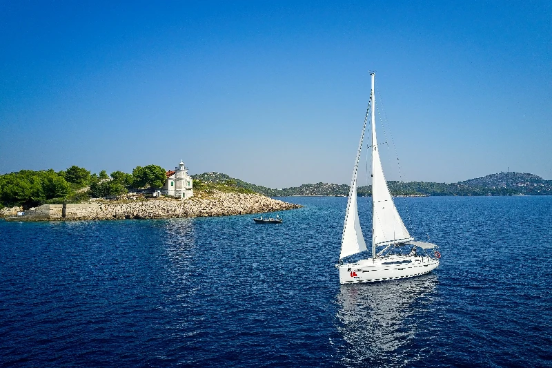 Bavaria Cruiser 41 MH 61 boat image