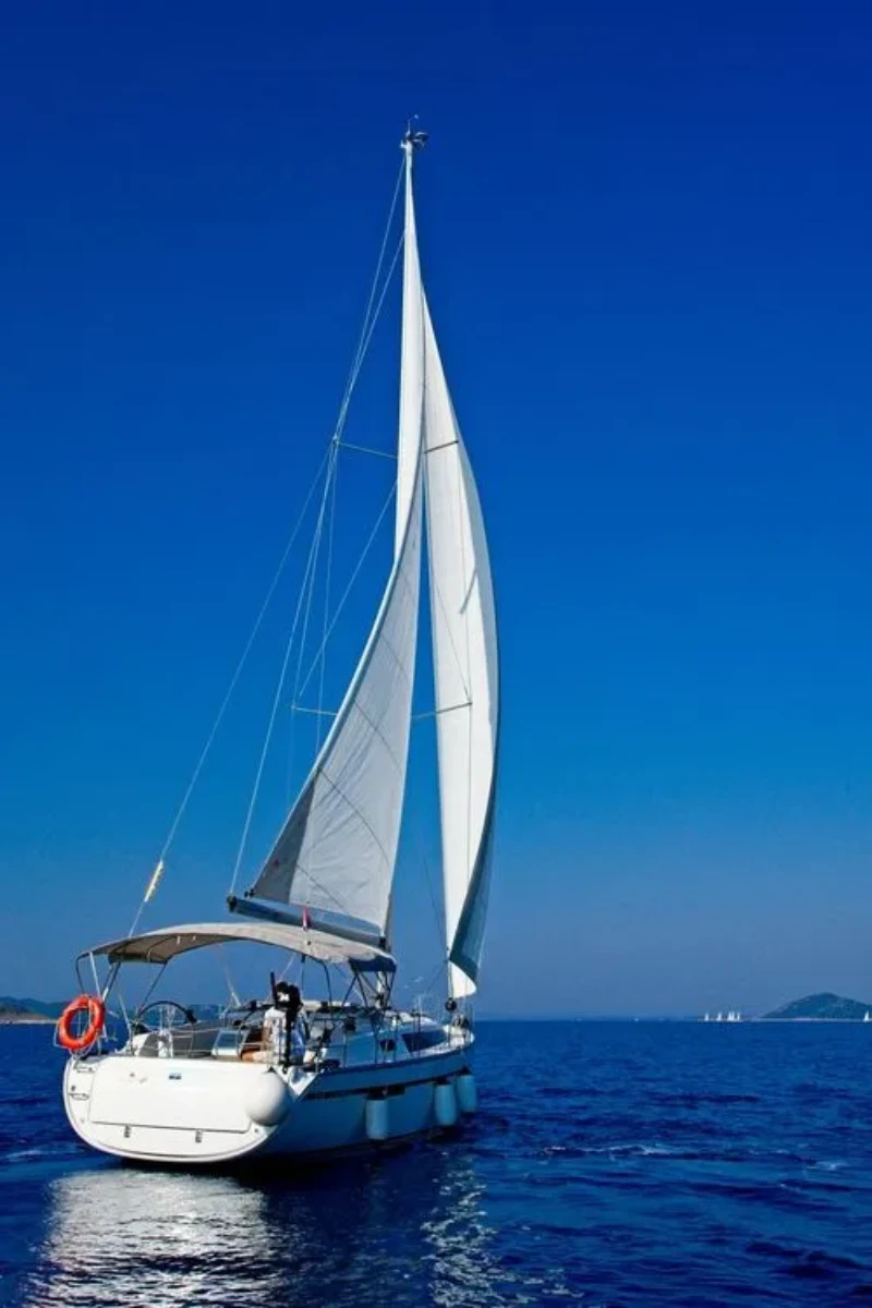 Bavaria Cruiser 41 MH 72 boat image