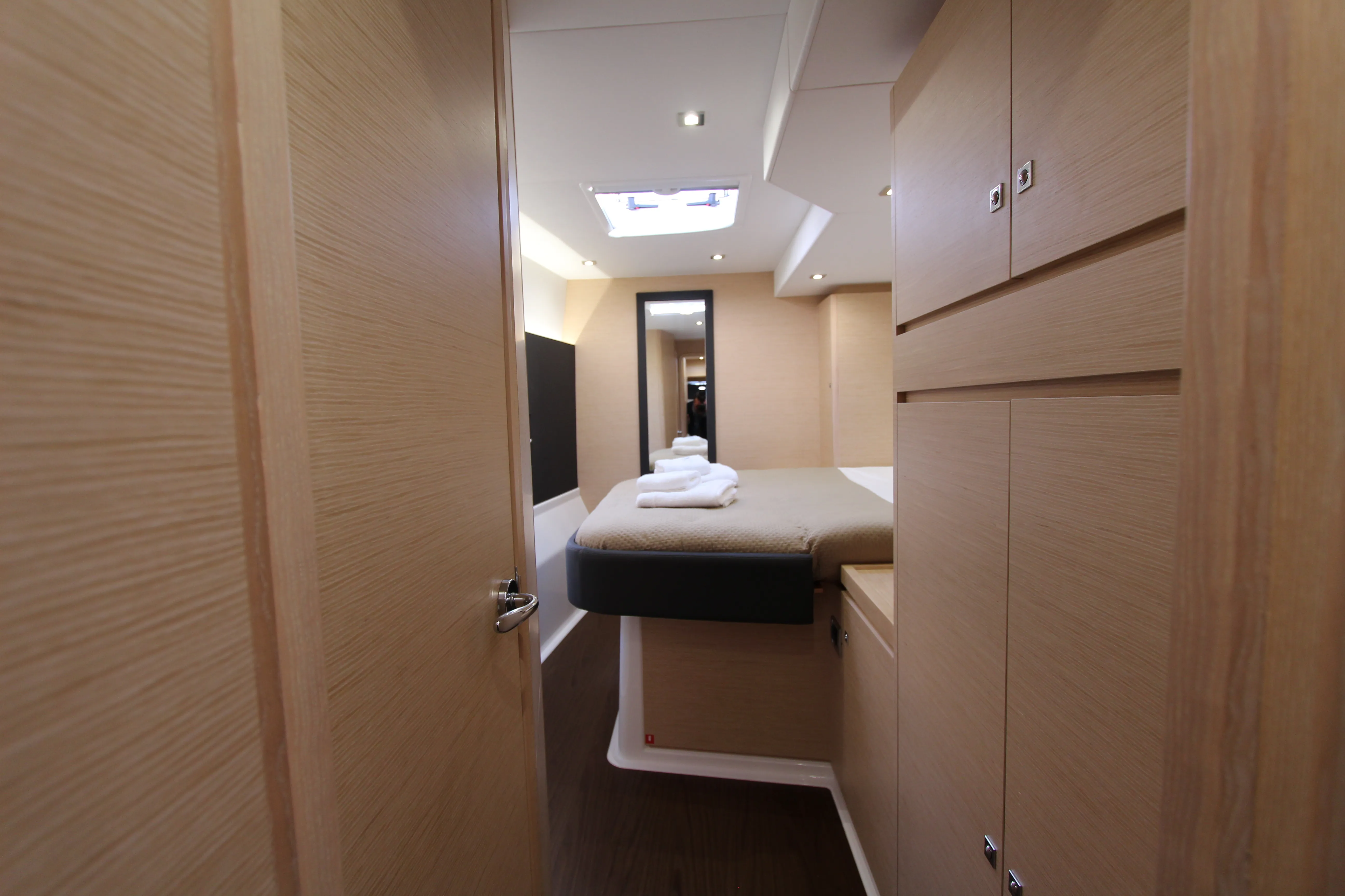 Image slide 70034