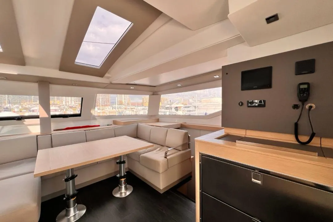 Image slide 70239