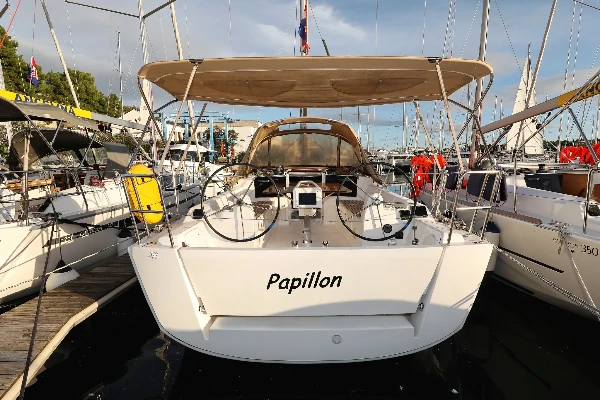Dufour 350 GL Papillon boat image