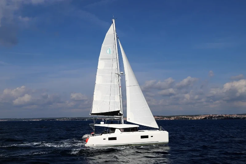 Lagoon 42 Da Vinci boat image