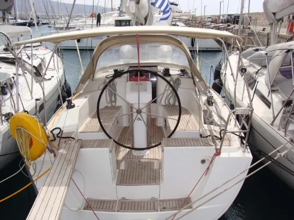 Hanse 325 Selini boat image