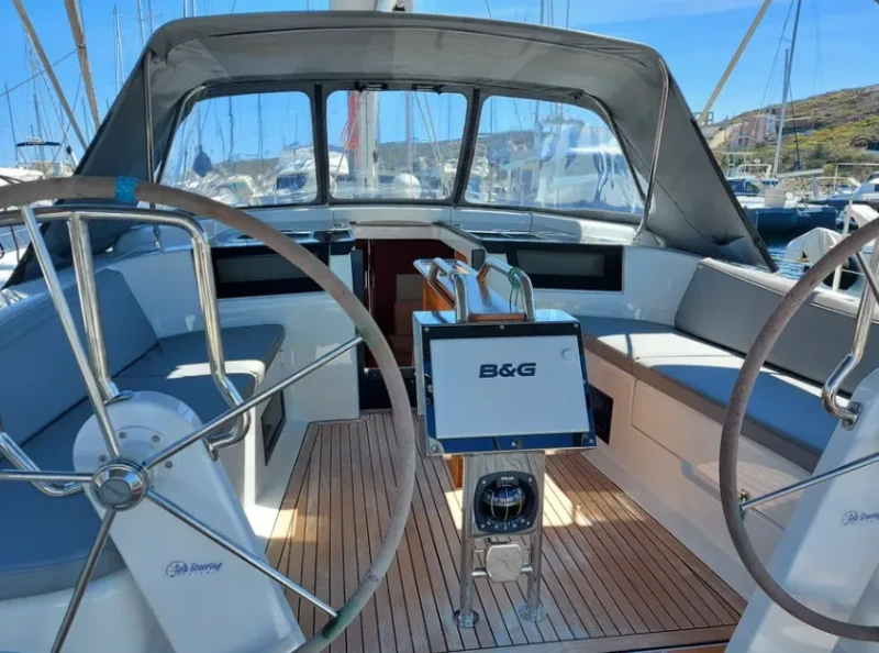 Hanse 418 Themisto boat image