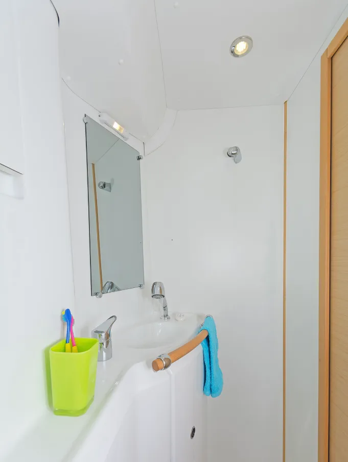 Image slide 73807