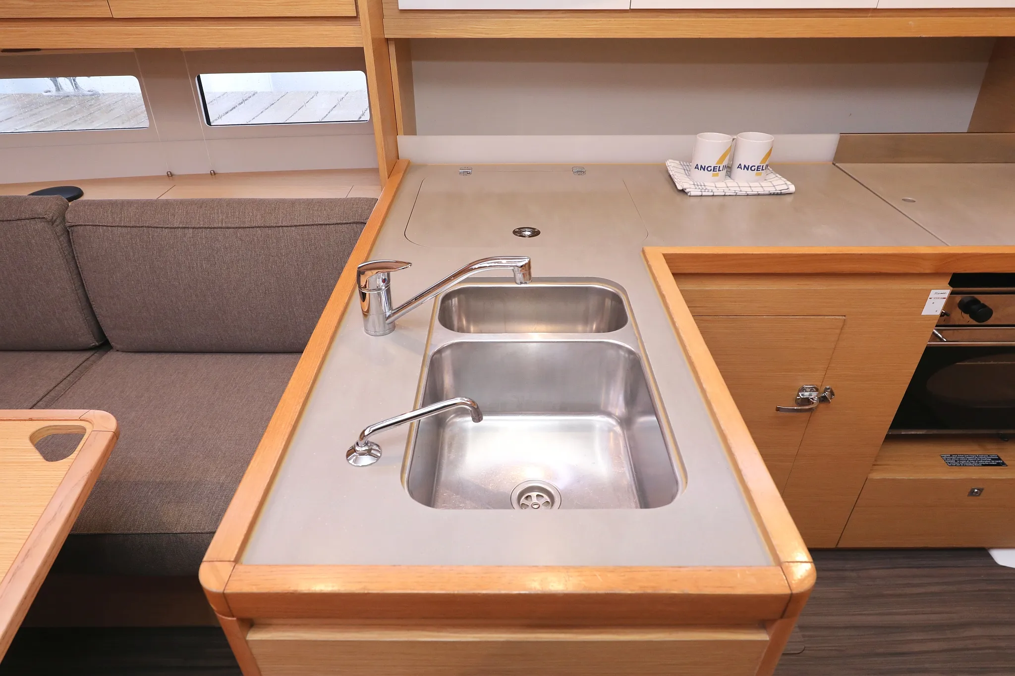 Image slide 7389