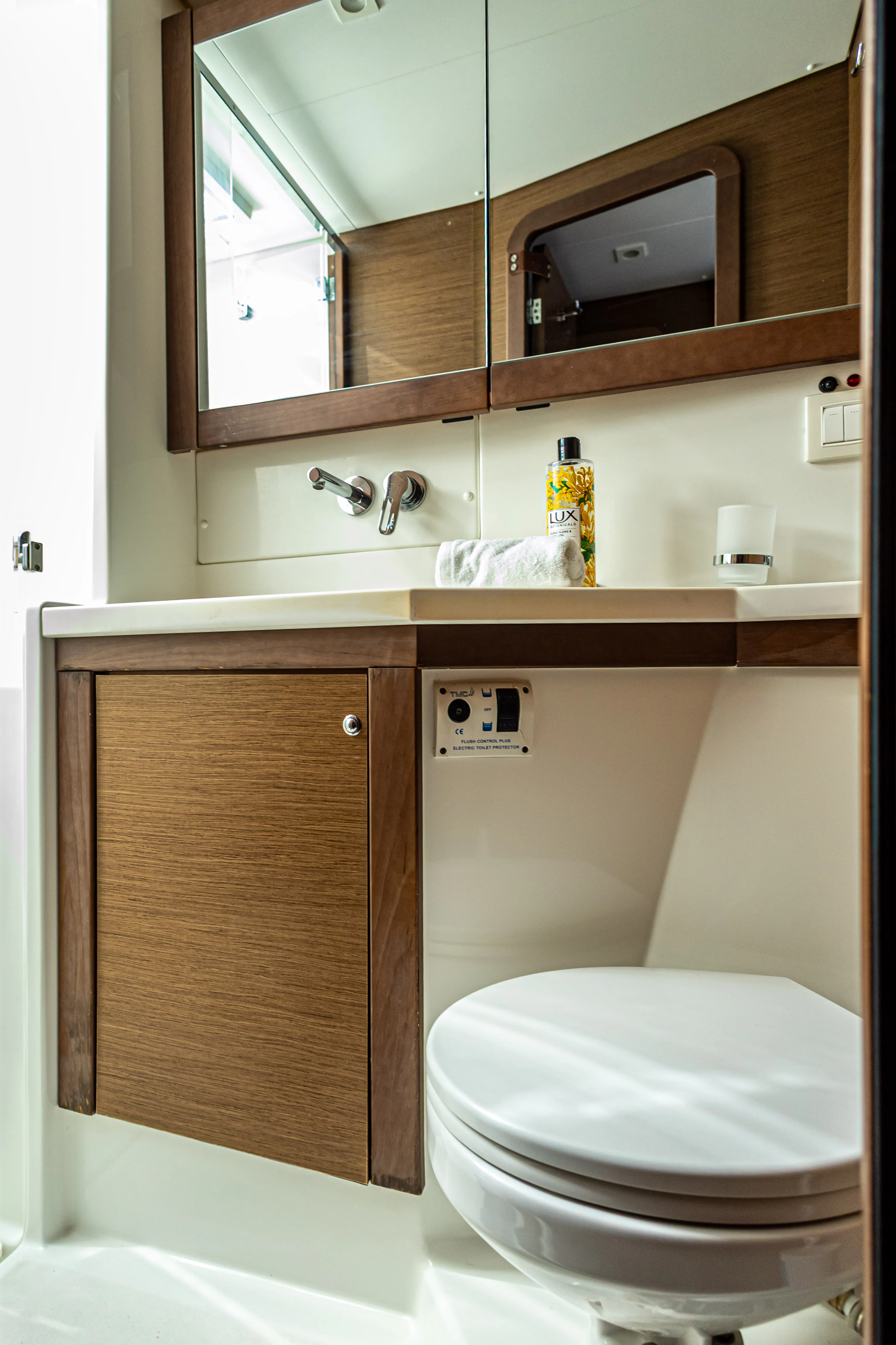 Image slide 74021