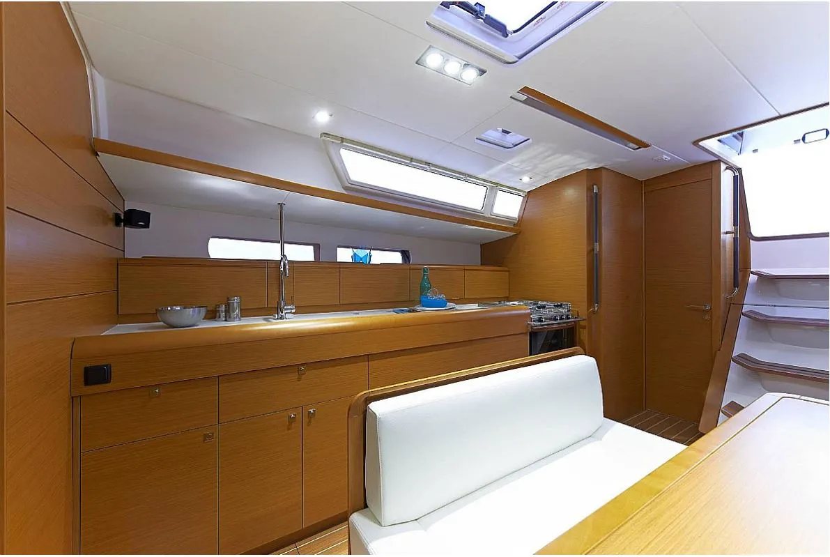 Image slide 74987