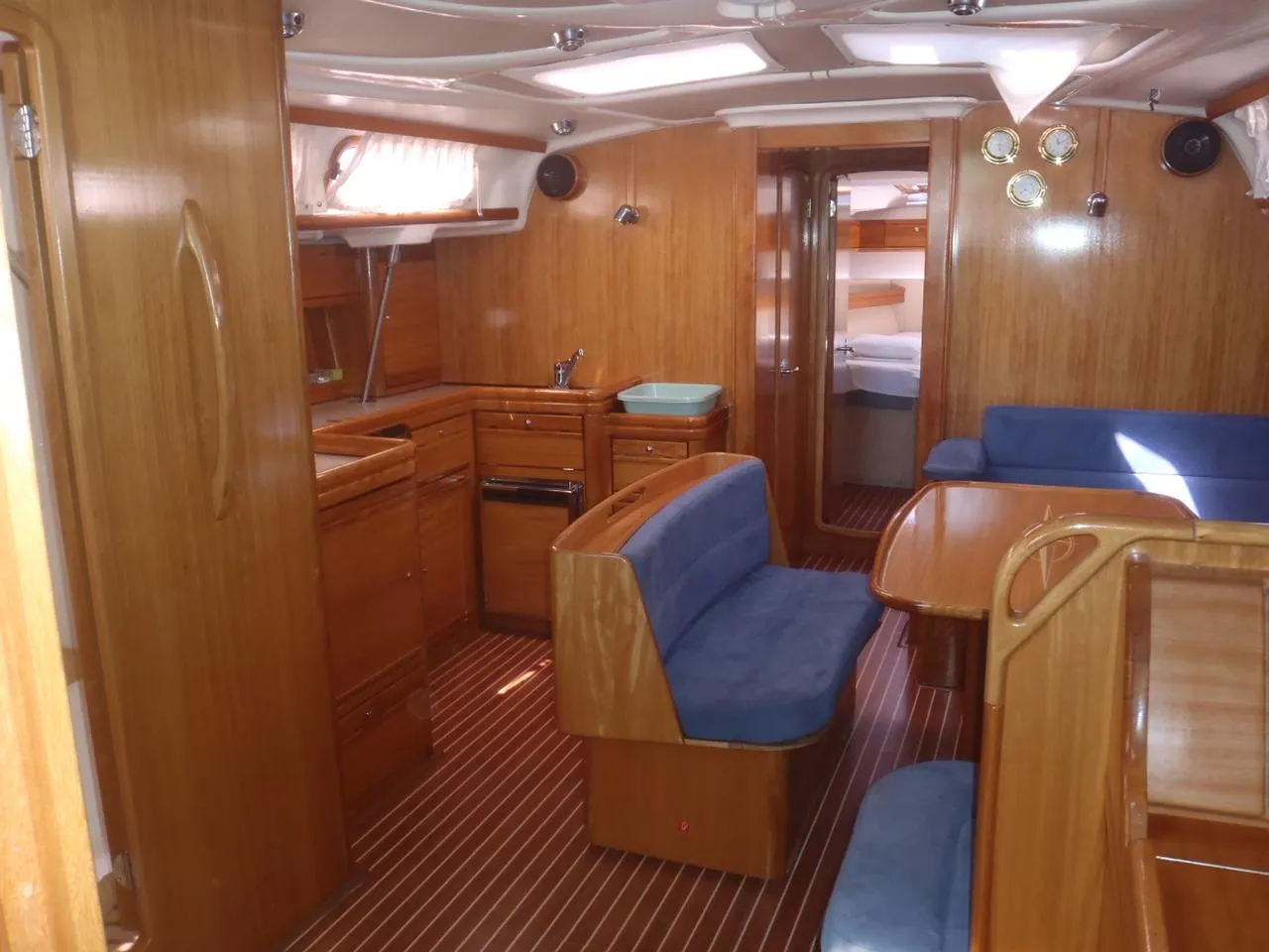Image slide 75230