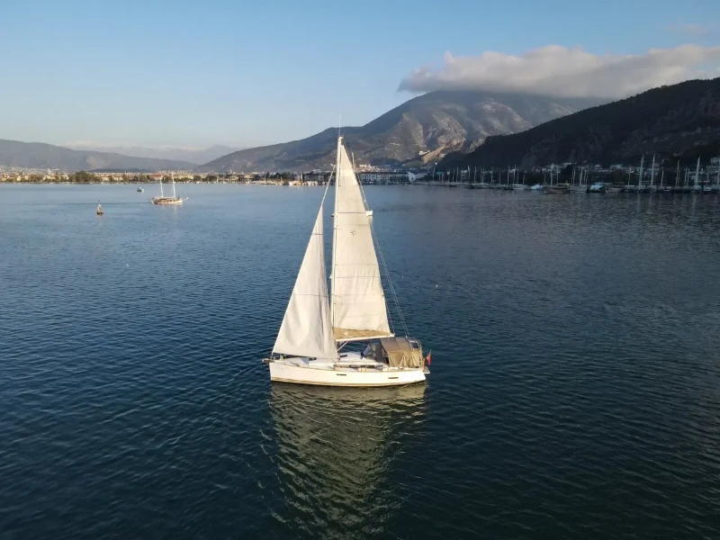 Sun Odyssey 379 Mitis boat image