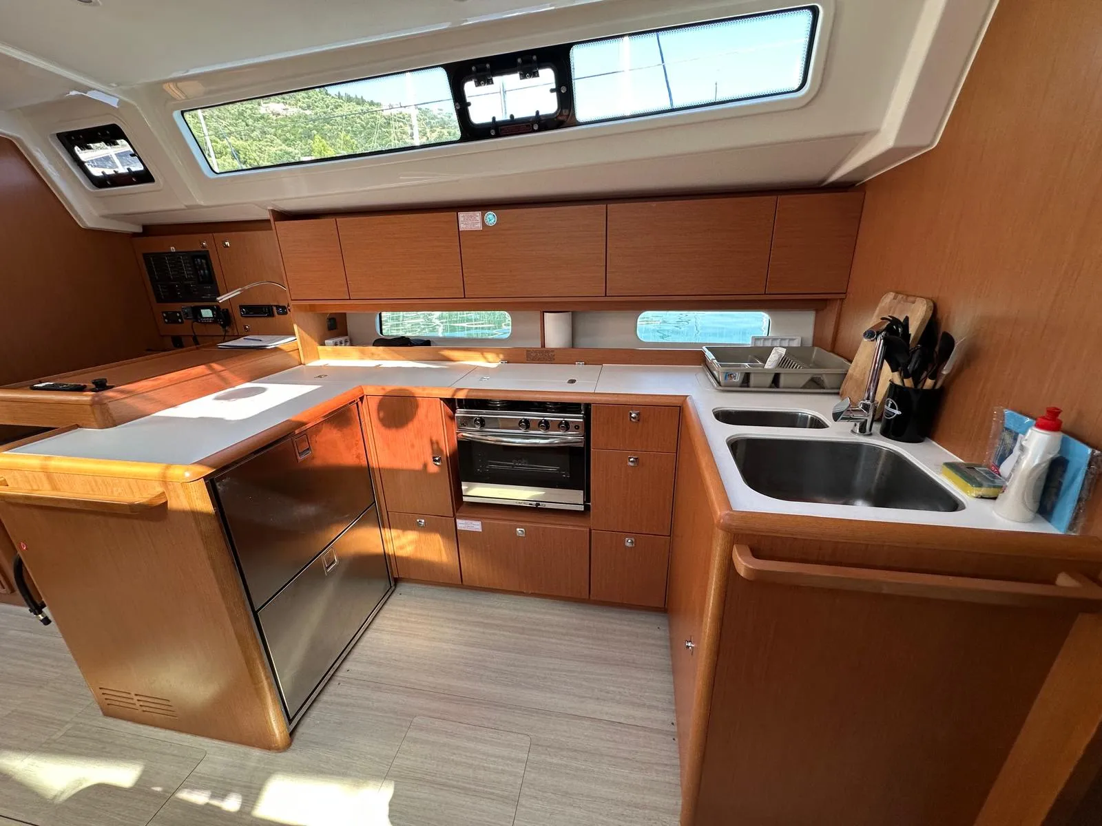 Image slide 75587