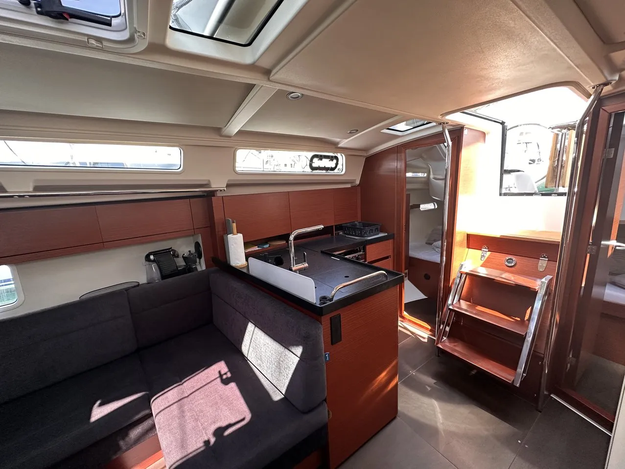 Image slide 75704