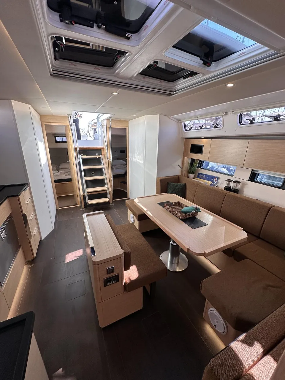 Image slide 75740