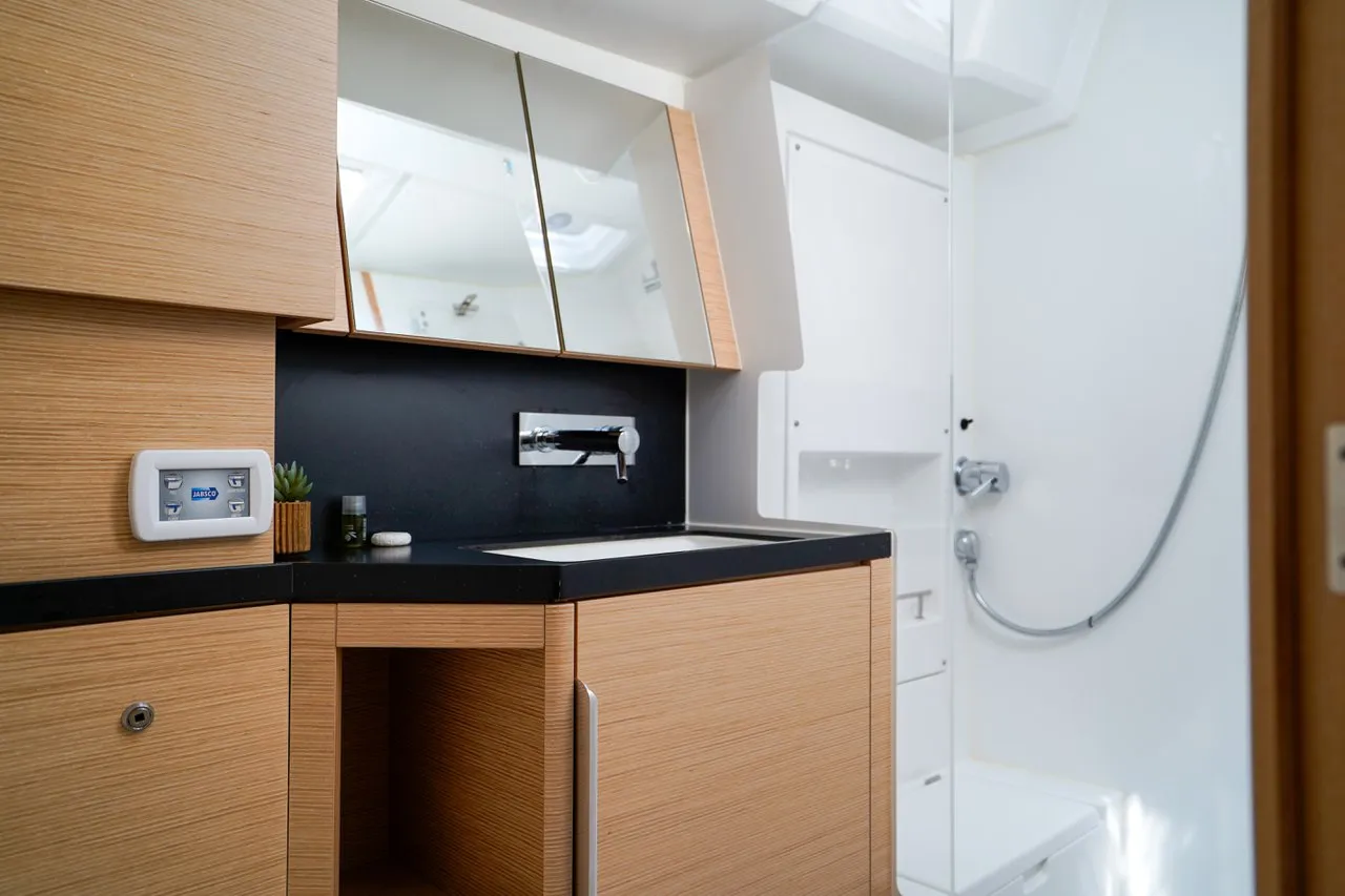 Image slide 75786