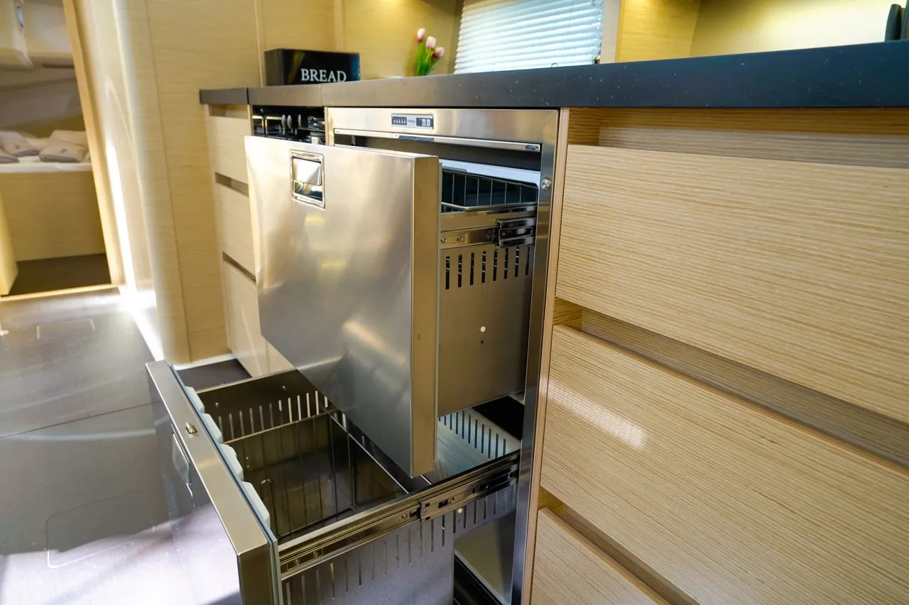 Image slide 75830
