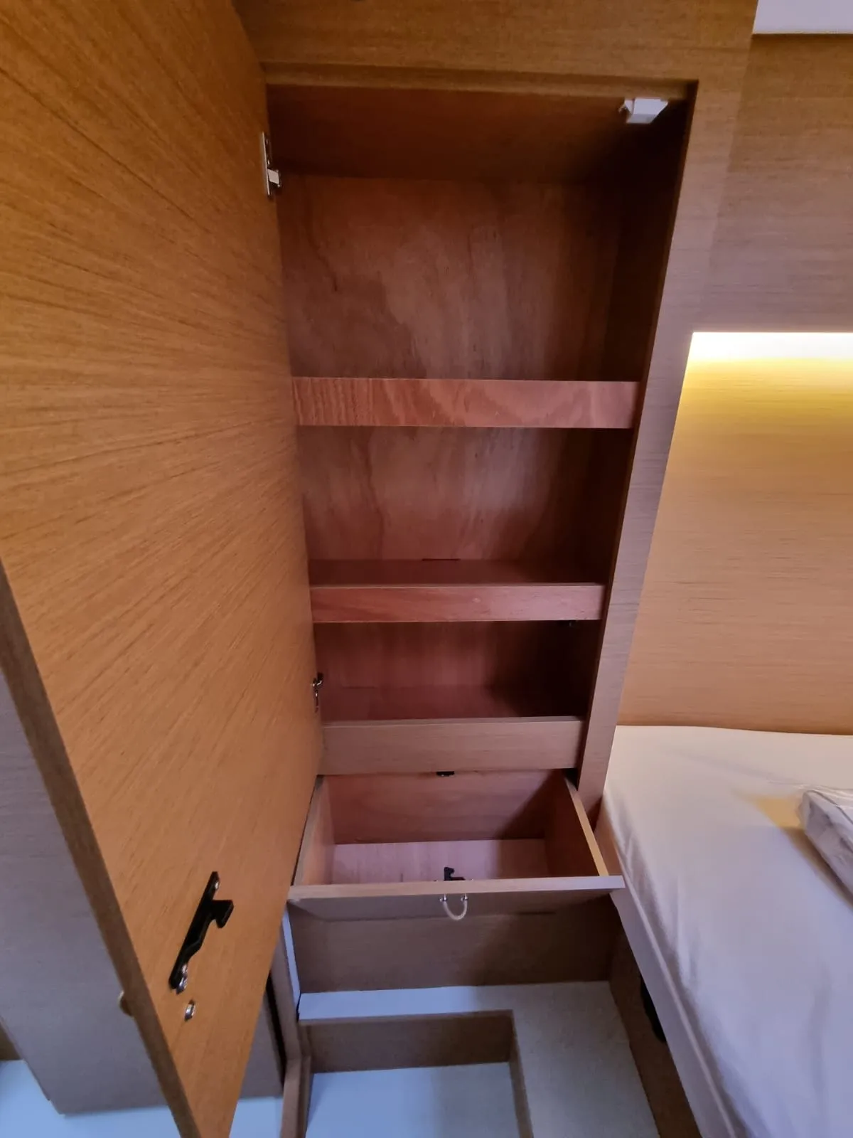 Image slide 76715