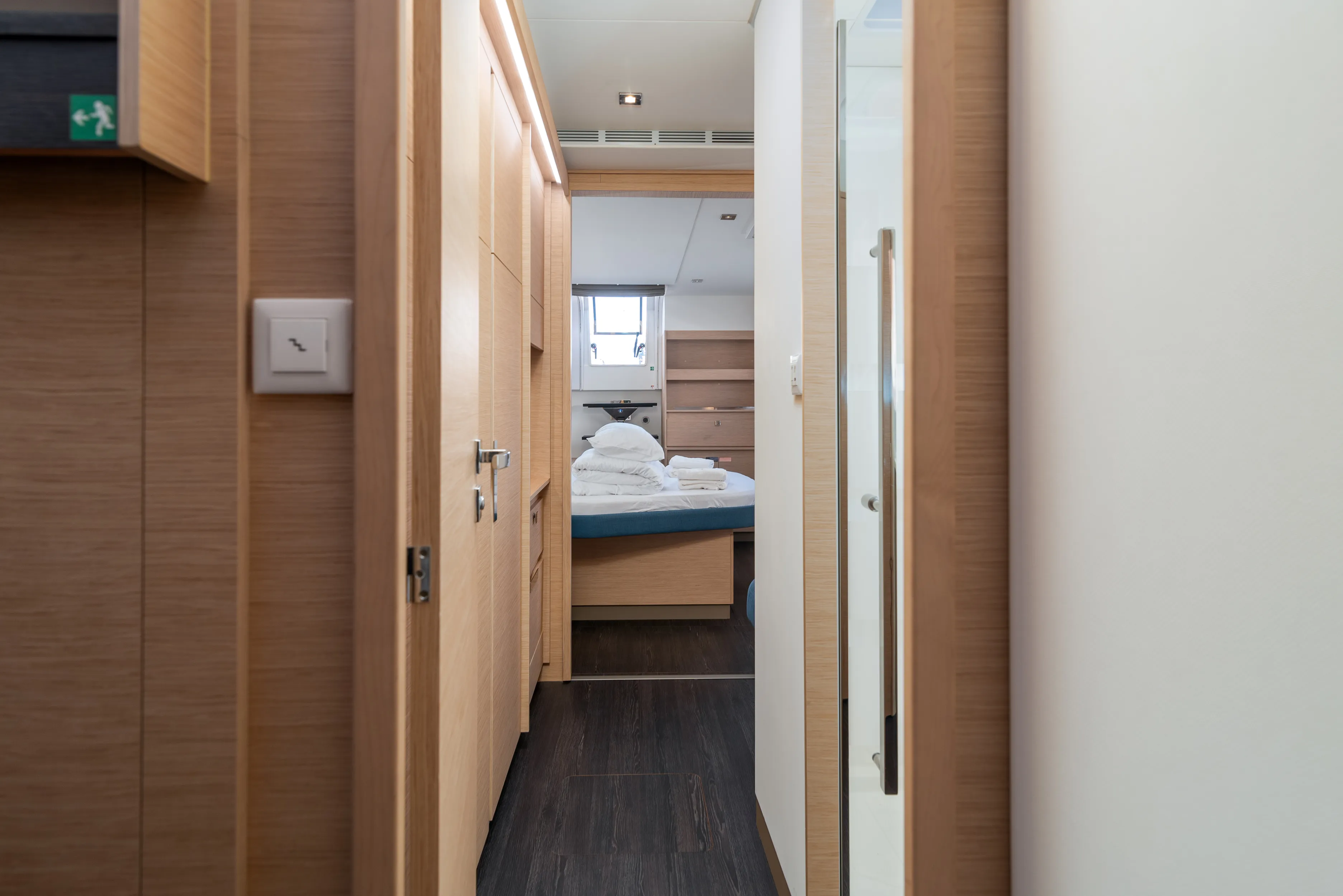 Image slide 76839