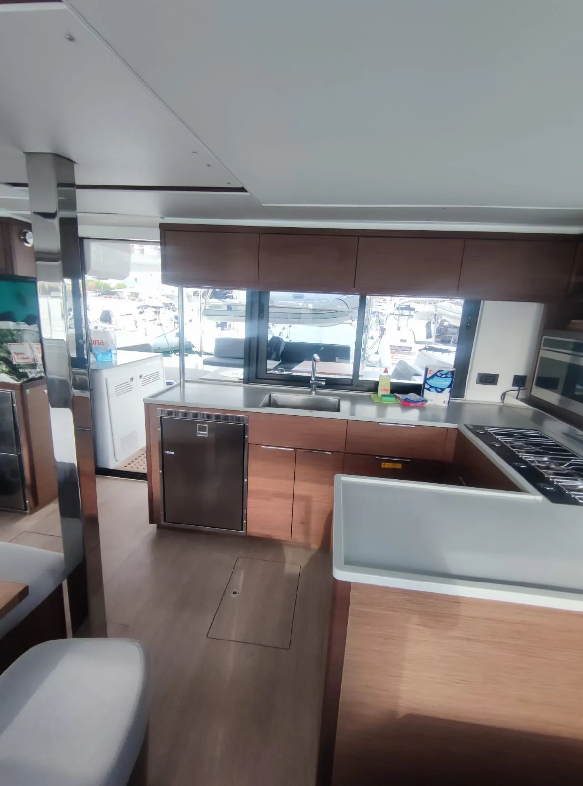 Image slide 76996