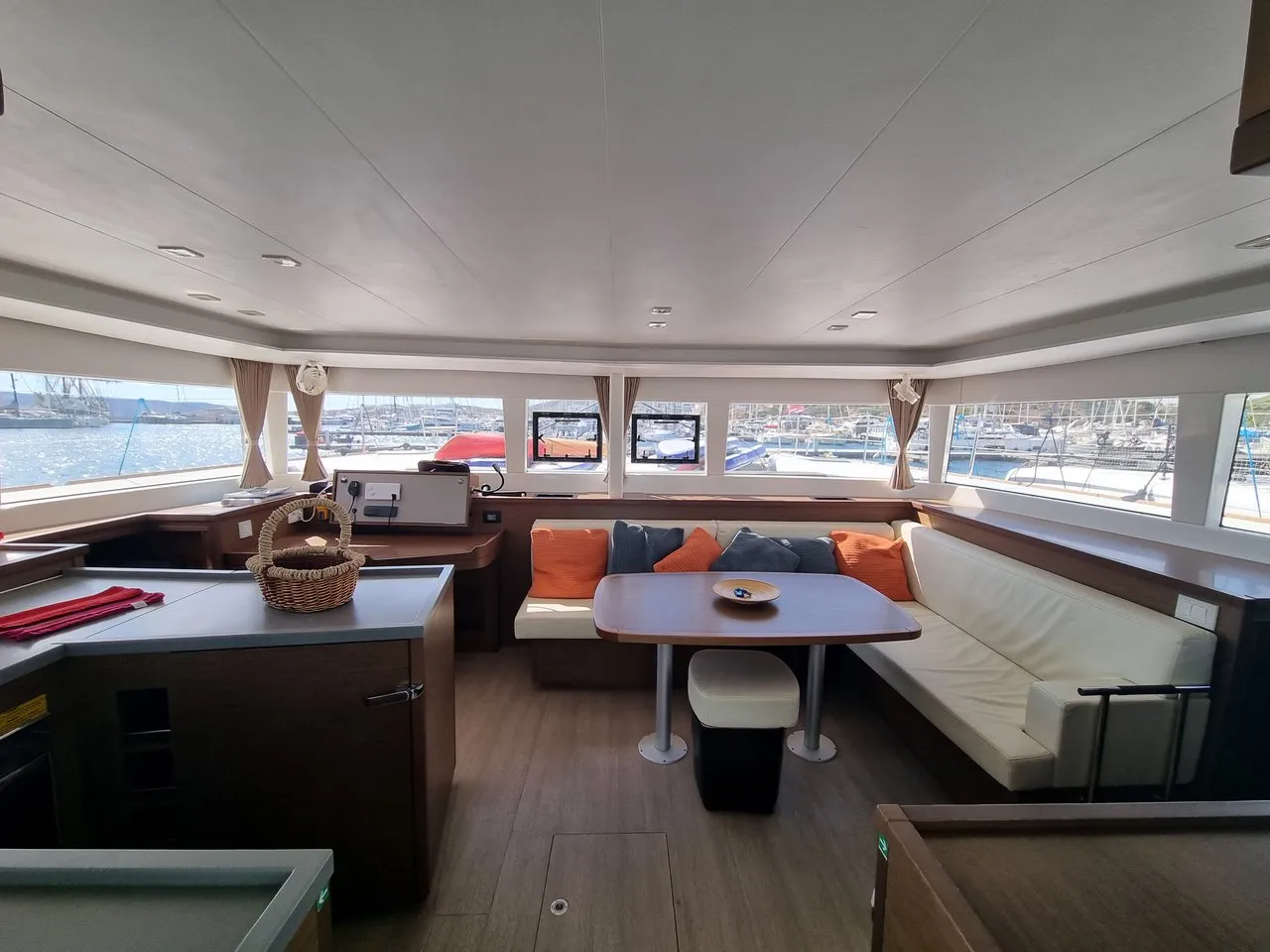 Image slide 77289