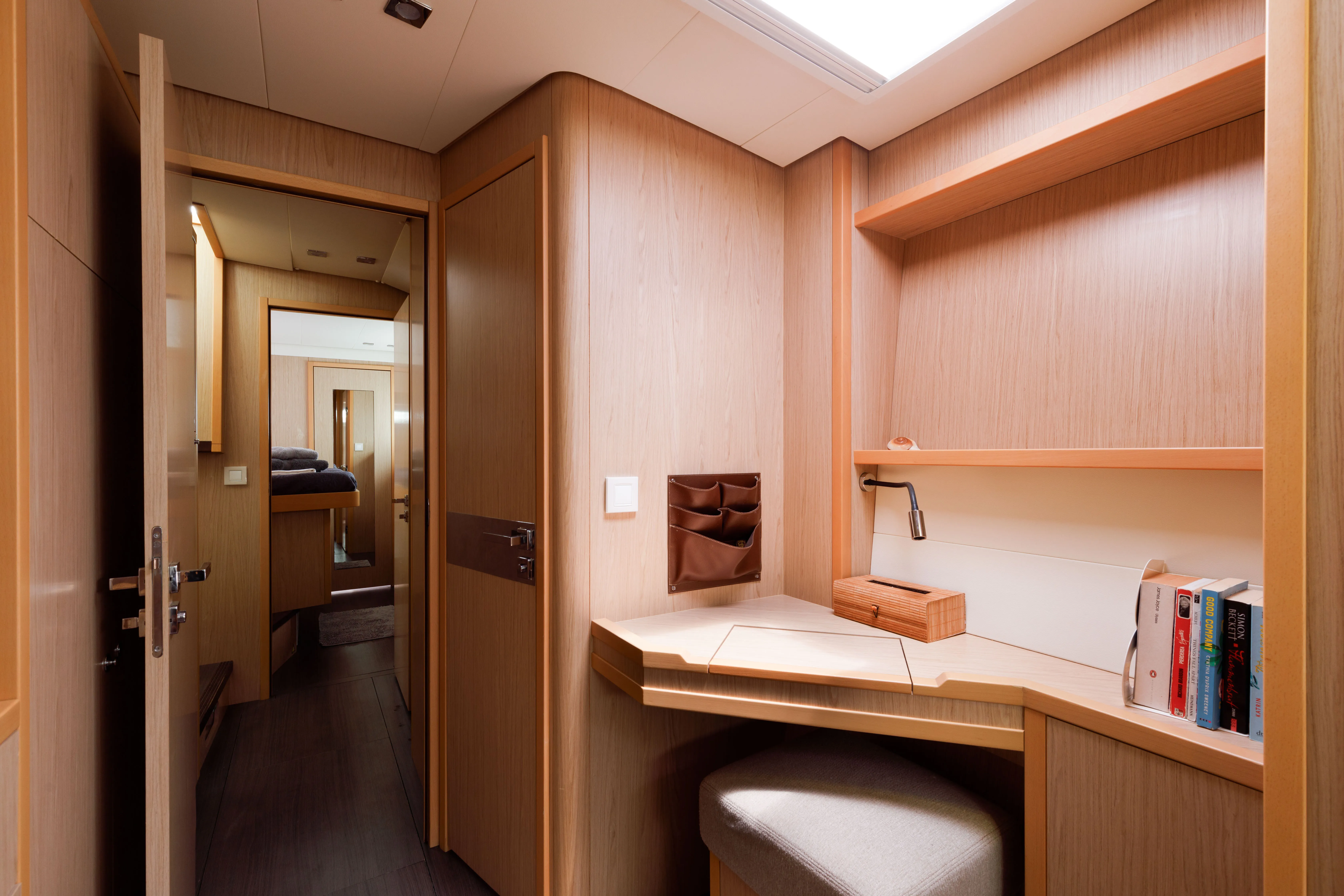 Image slide 77344