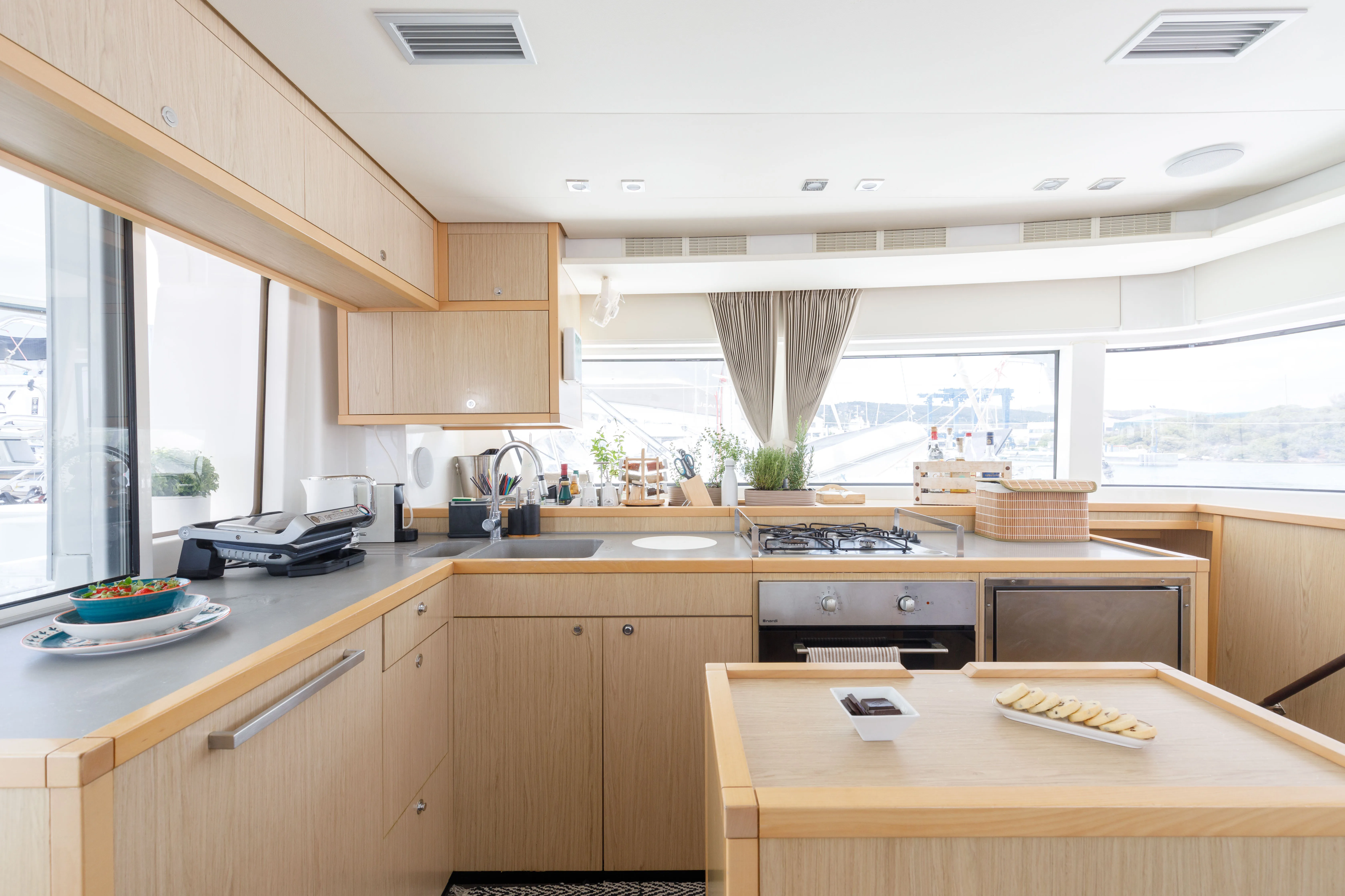 Image slide 77356