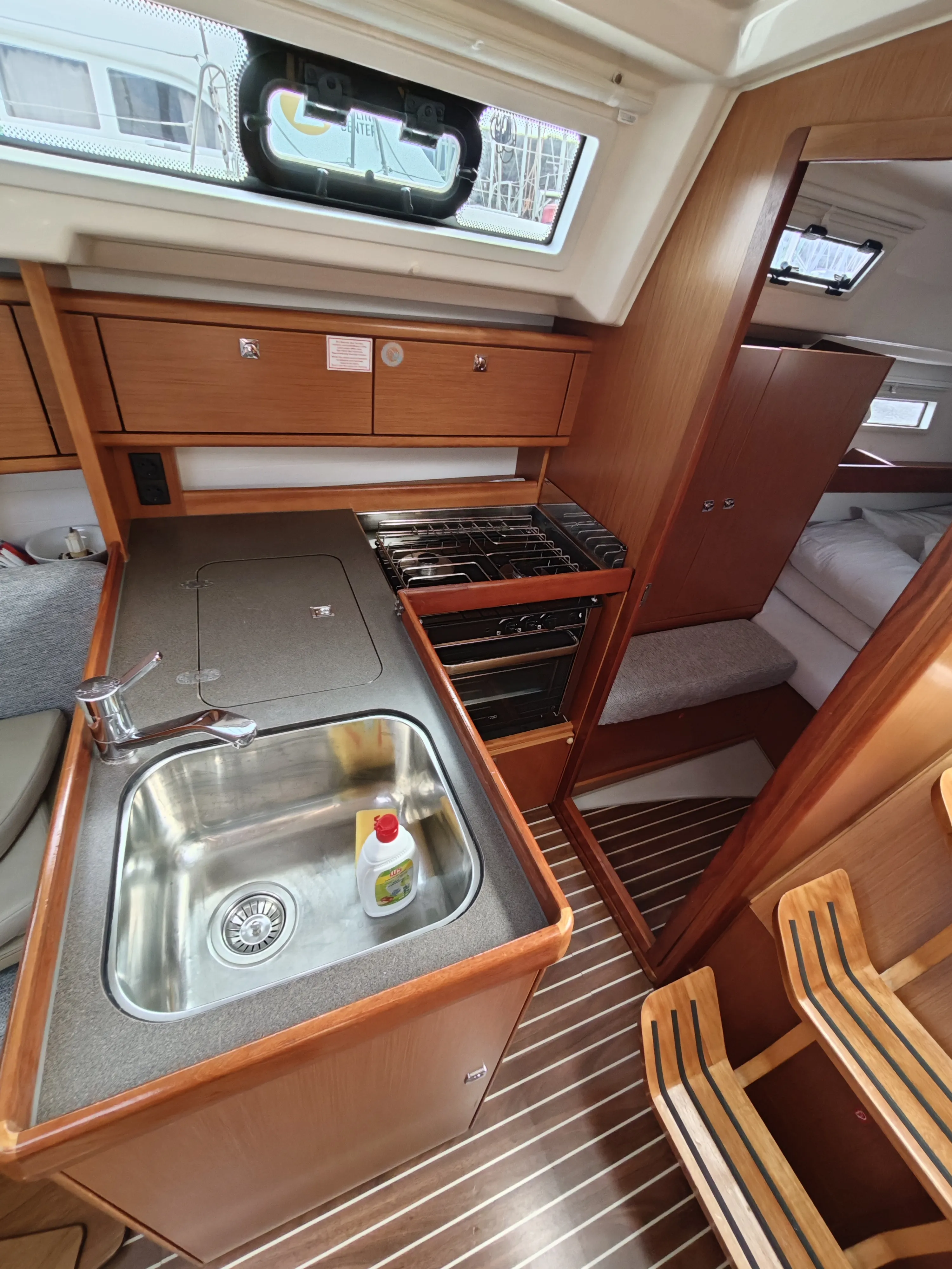 Image slide 77599